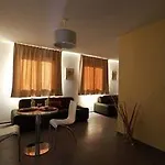 Amal Hotel apartamentowy Talence