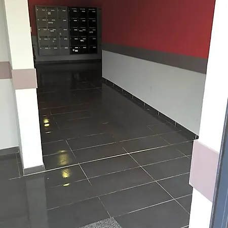 Amal Aparthotel 2*