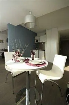 Amal Aparthotel Talence